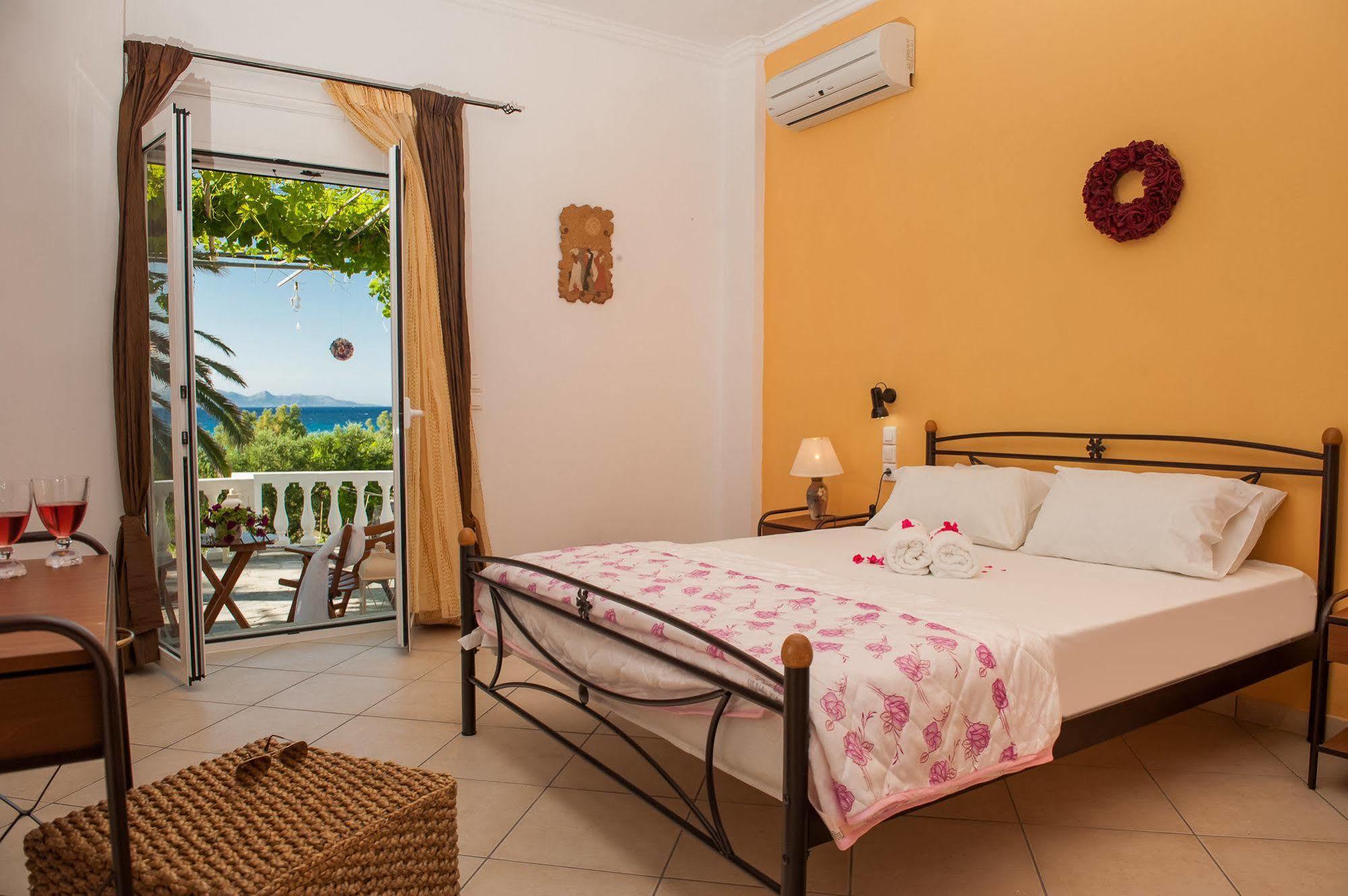 Apartament Ammos *